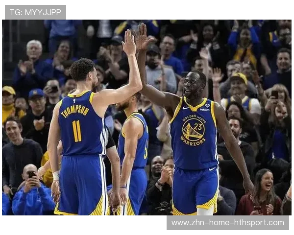 克莱连中三球点燃勇士进攻